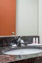 Hotel Baymont Inn Suites Eau Claire photo 3
