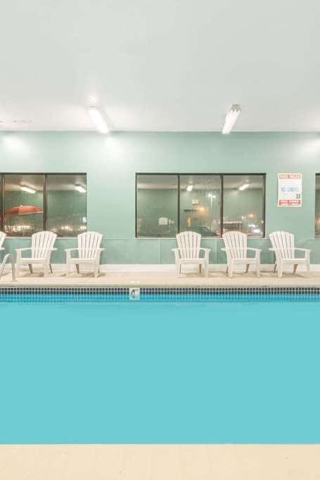 Hotel Baymont by Wyndham Eau Claire WI photo 5