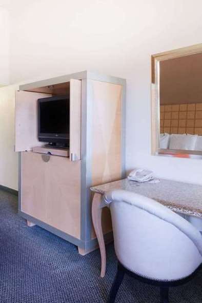 Hotel Howard Johnson by Wyndham Yuma photo 3