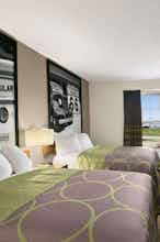 Hotel Super 8 by Wyndham Strafford/Springfield Area photo 2