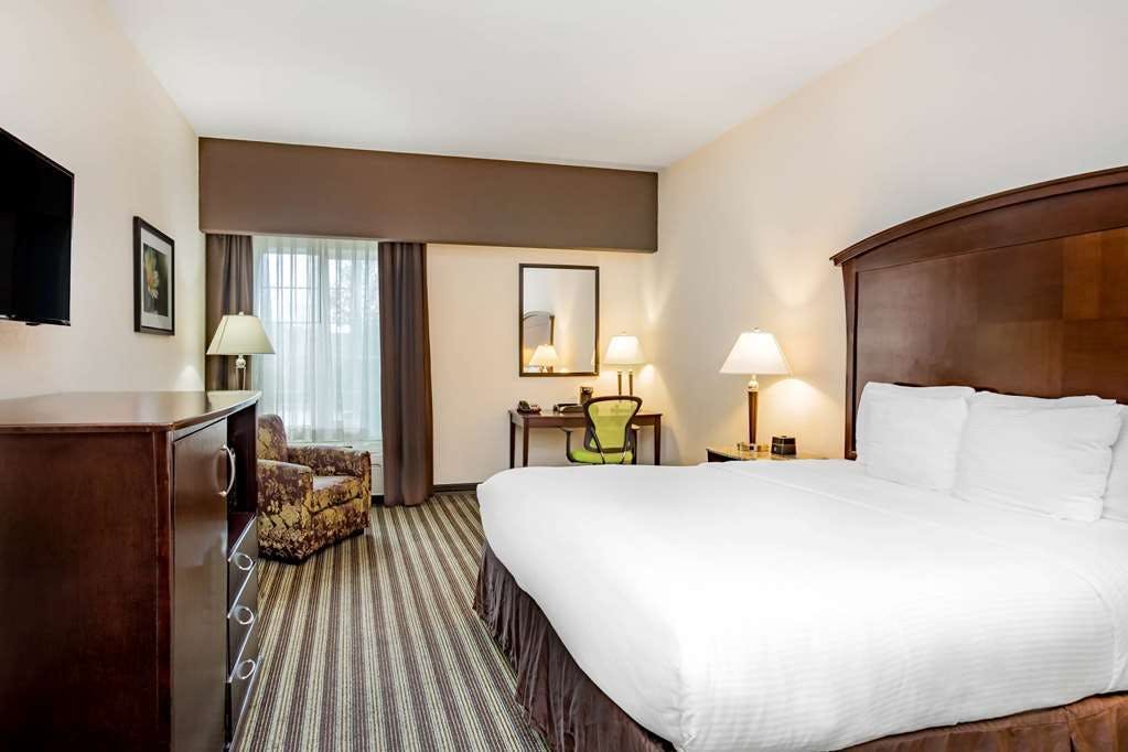 Hotel La Quinta Inn & Suites by Wyndham Fowler photo 5