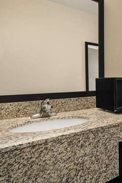 Hotel Baymont Rawlins photo 5