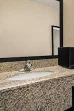 Hotel Baymont Rawlins photo 5