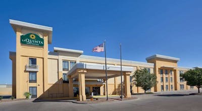 La Quinta Inn & Suites by Wyndham Salina