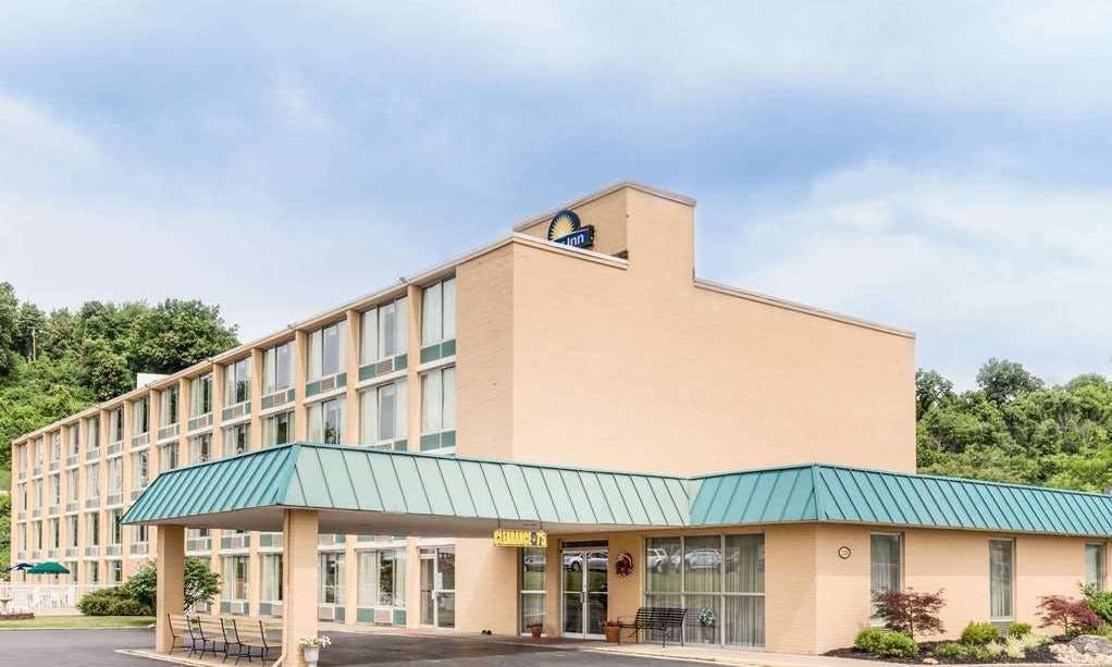 Days Inn by Wyndham Cambridge