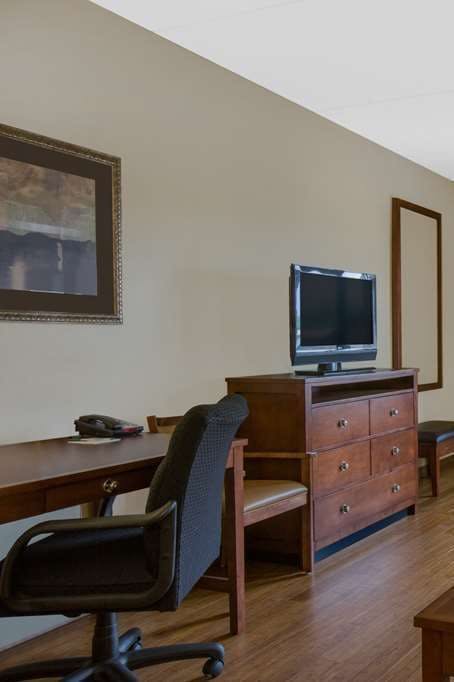 Hotel Wingate by WY Tuscaloosa photo 5