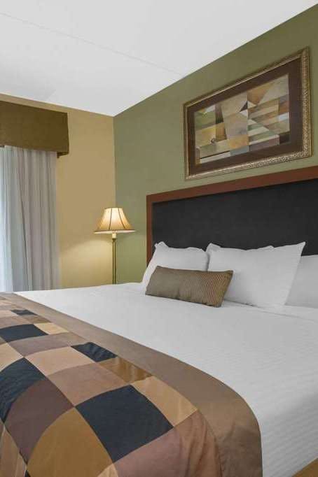 Hotel Wingate by WY Tuscaloosa photo 1