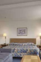 Hotel Super 8 The Dalles OR photo 1