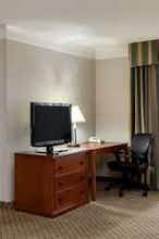 Hotel Baymont Madisonville photo 3