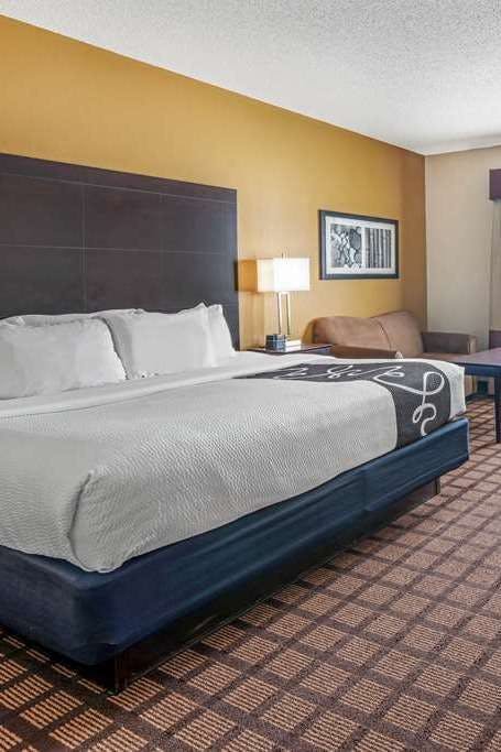 Hotel La Quinta Inn & Suites by Wyndham Bonita Springs Naples N. photo 3