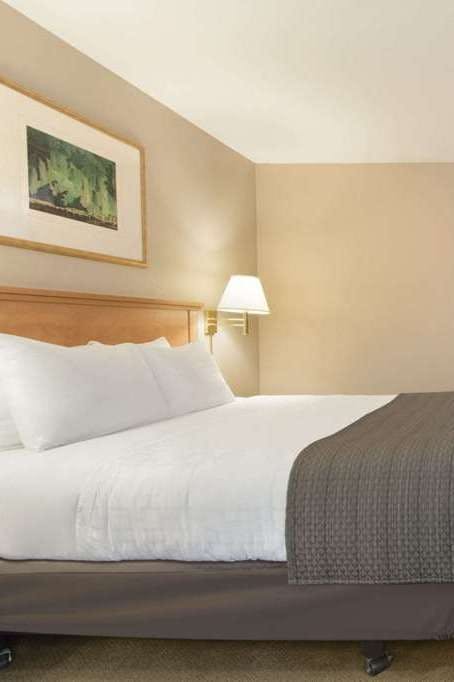 Hotel Days Inn Suites Thunder Bay photo 1