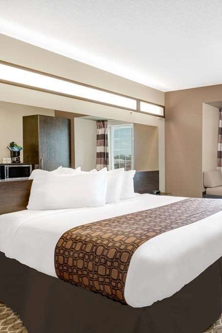 Hotel Microtel Inn & Suites by Wyndham Williston photo 1