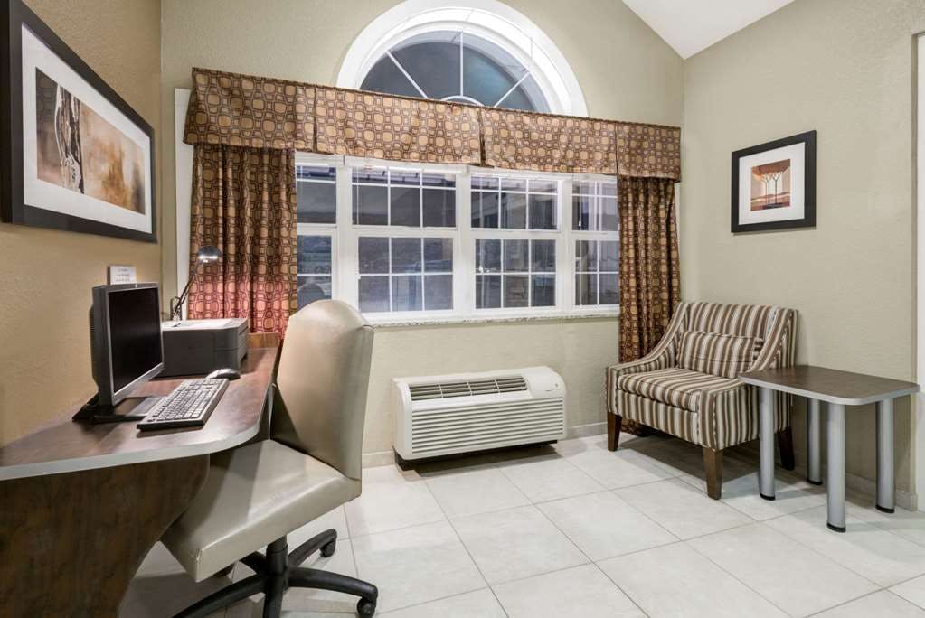 Hotel Microtel Inn & Suites by Wyndham Williston photo 5