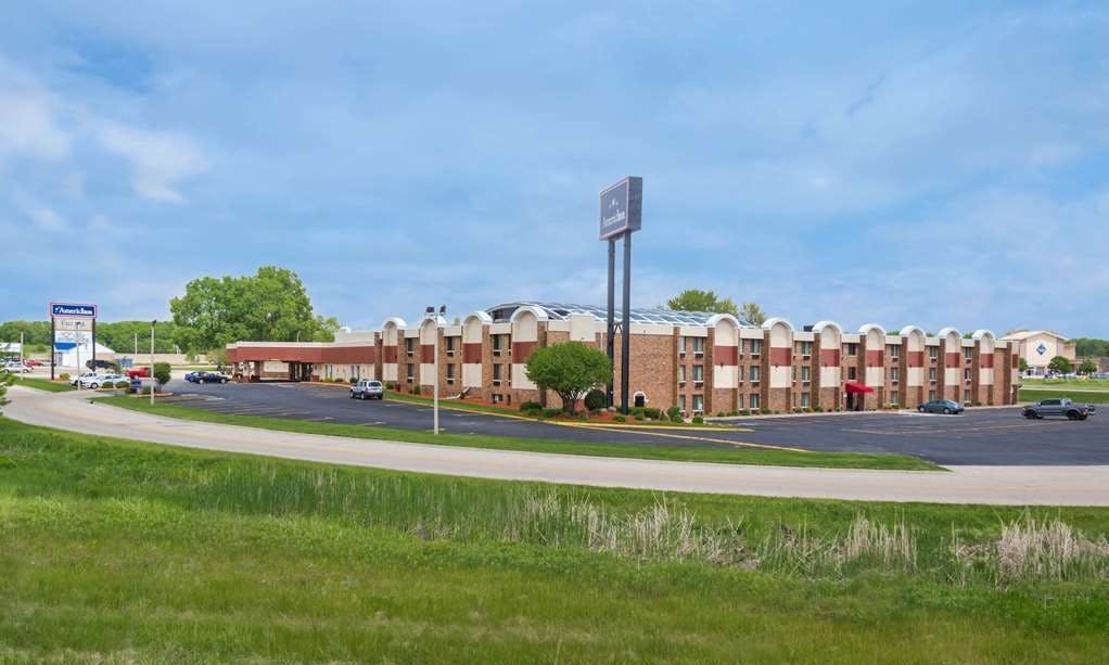 AmericInn by Wyndham Janesville