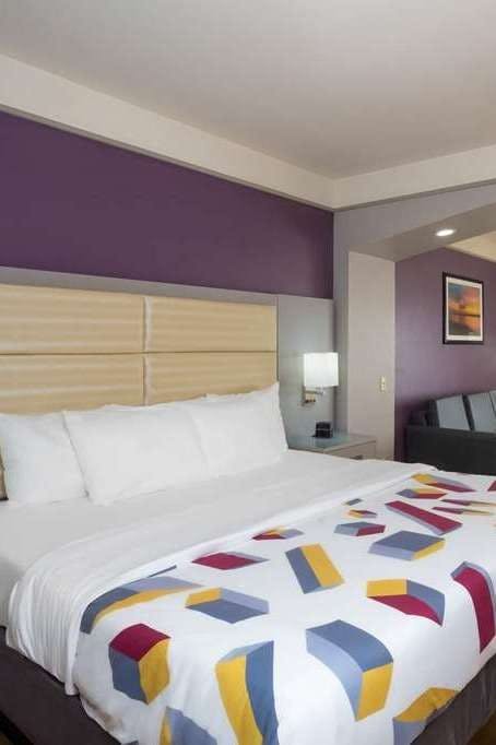 Hotel La Quinta Inn & Suites by Wyndham Mobile - Daphne photo 1