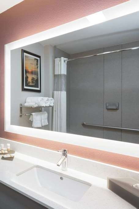 Hotel La Quinta Inn & Suites by Wyndham Mobile - Daphne photo 4