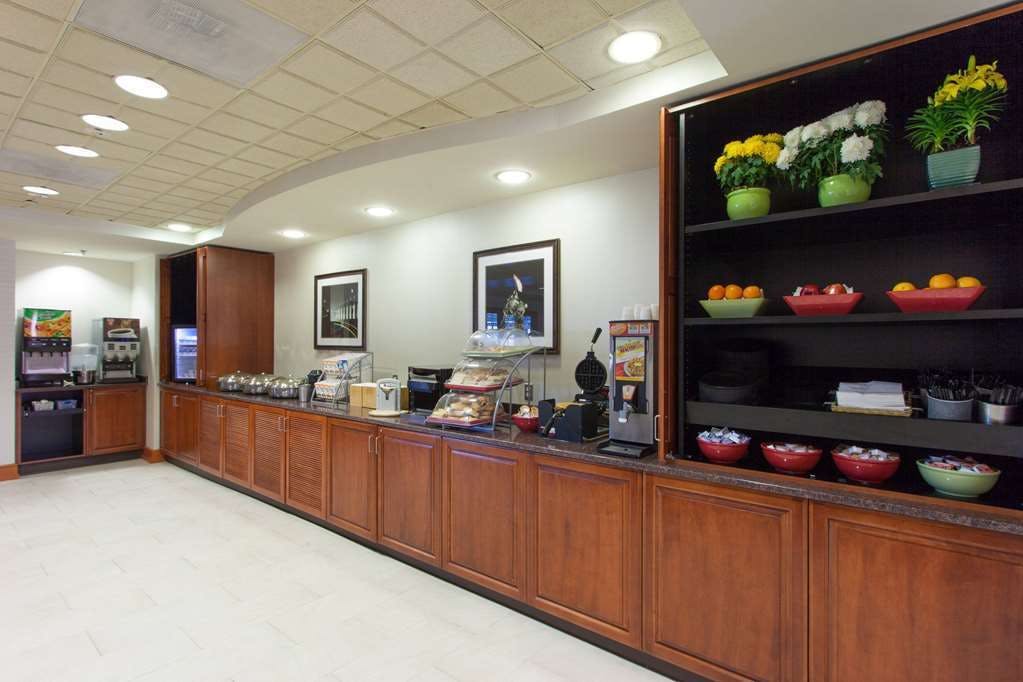 Hotel Wingate by Wyndham Chantilly / Dulles Airport photo 5