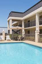 Hotel Baymont Griffin photo 5