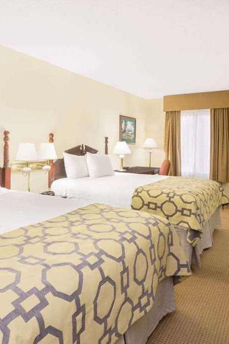 Hotel Baymont Griffin photo 2