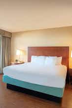Hotel La Quinta Inn Ste Oceanfront photo 1