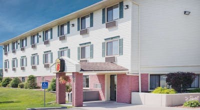 Super 8 by Wyndham Massena NY