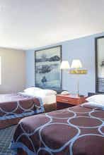 Hotel Super 8 by Wyndham Massena NY photo 2