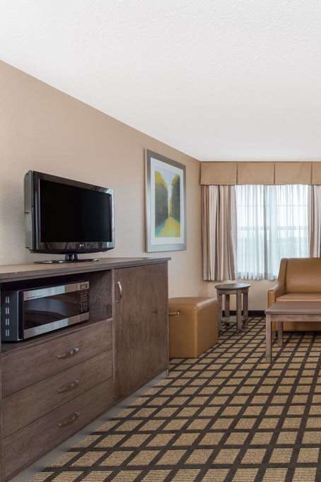 Hotel Baymont by Wyndham Plymouth photo 3