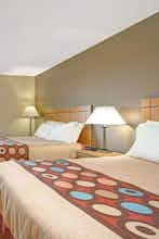 Hotel Super 8 by Wyndham Melrose photo 3
