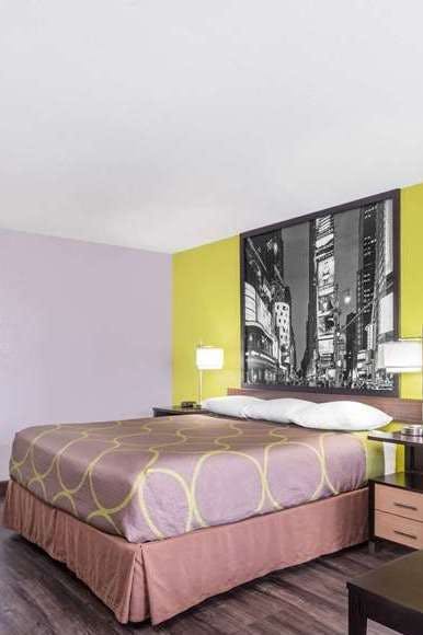 Hotel Super 8 by Wyndham Prattville Montgomery photo 1