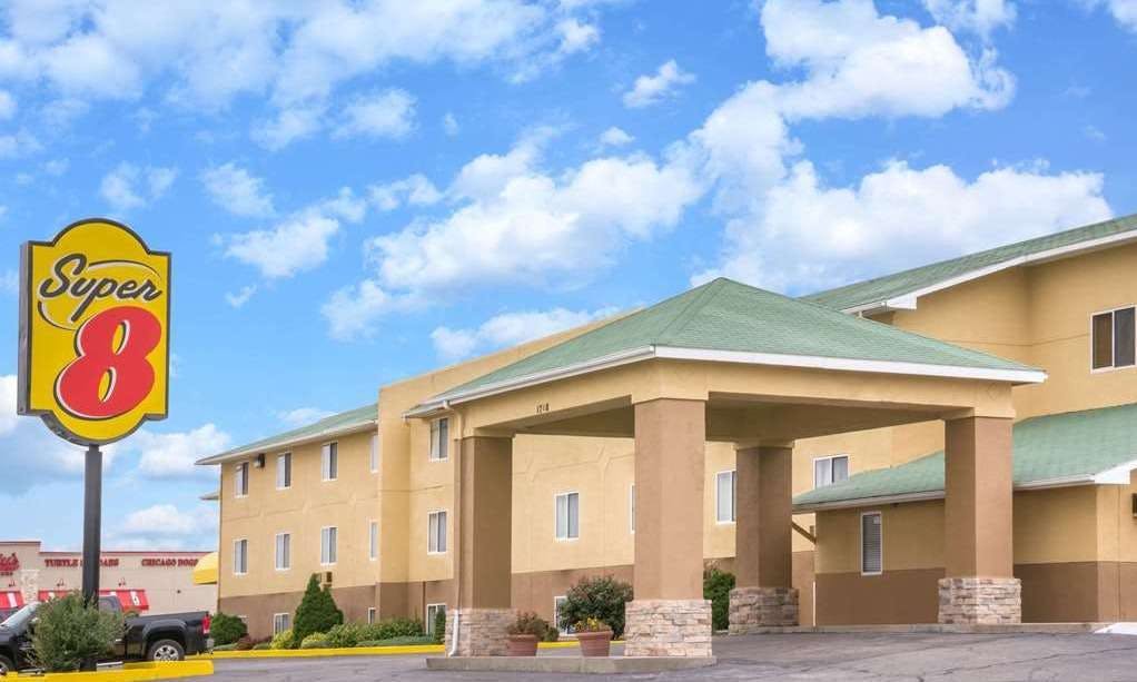 Super 8 by Wyndham Dodge City