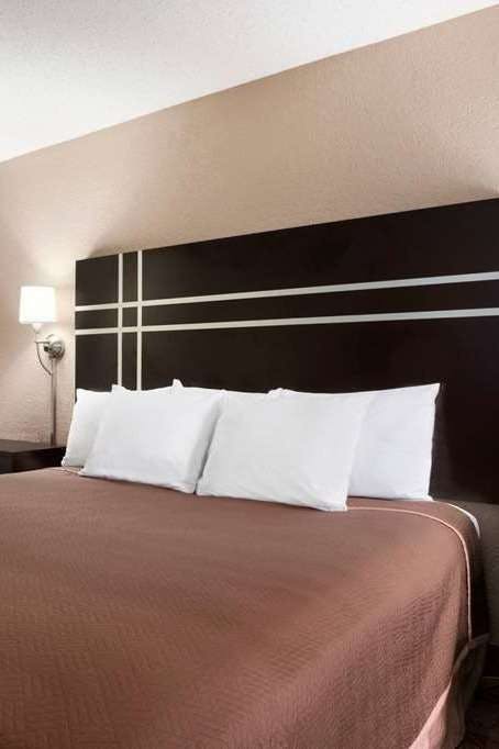 Hotel Travelodge by Wyndham Killeen/Fort Hood photo 1