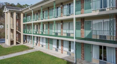 Days Inn by Wyndham Jellico - Tennessee State Line