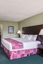 Hotel Days Inn by Wyndham Jellico - Tennessee State Line photo 1