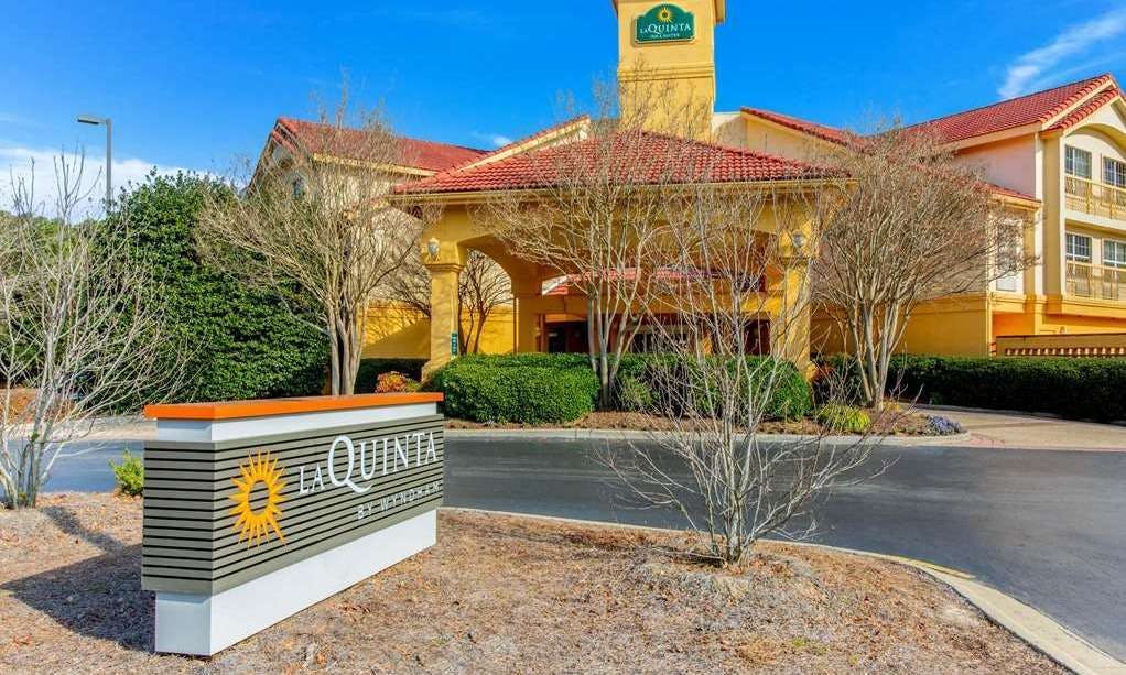 La Quinta Inn & Suites by Wyndham Raleigh Durham Airport
