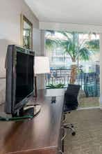 Hotel Wyndham Garden Fresno Airport photo 4