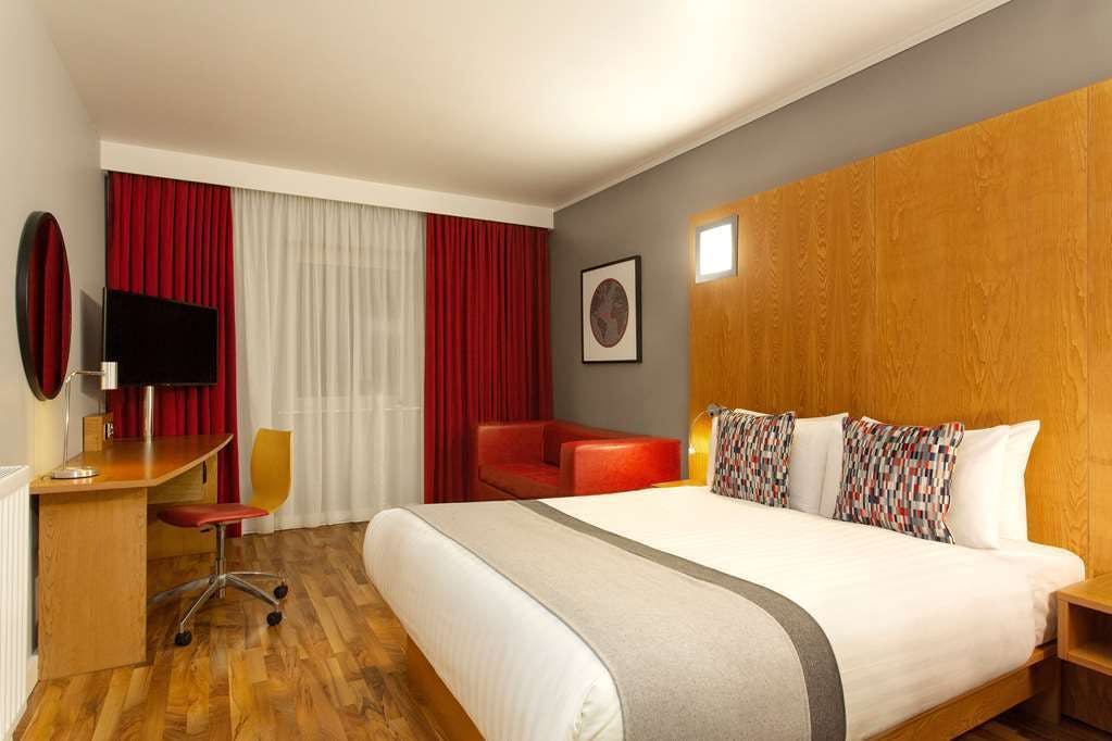 Hotel Ramada Belfast City Center photo 3