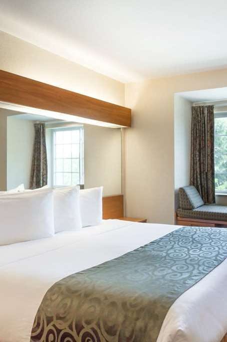 Hotel Microtel Inn & Suites by Wyndham Houma photo 1