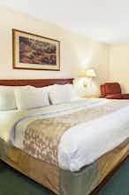 Hotel La Quinta Inn Detroit Canton photo 1