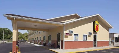 Super 8 Fremont NE