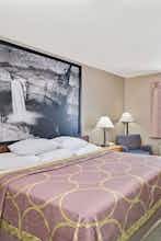 Hotel Super 8 Spokane Airport West photo 1