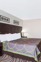 Hotel Super 8 by Wyndham Tappahannock VA photo 1