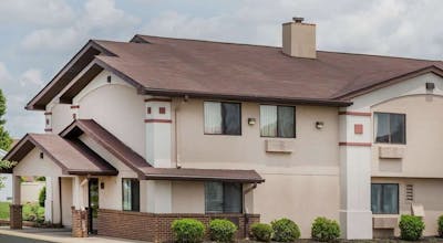 Super 8 by Wyndham Tappahannock VA