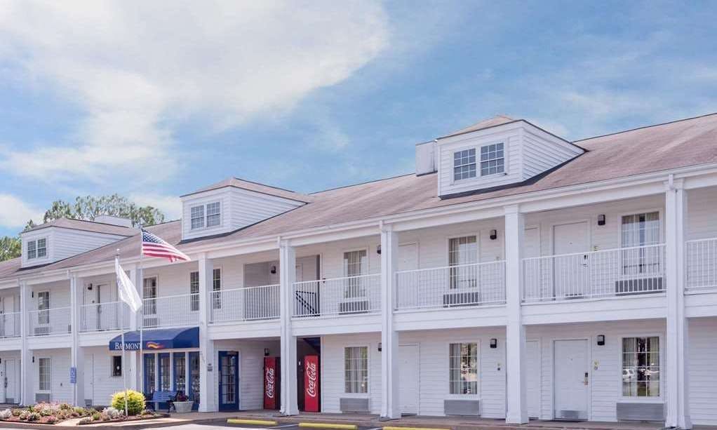 Baymont Albany at Albany Mall