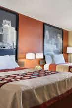 Hotel Super 8 by Wyndham Taylor/Detroit Area photo 3