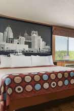 Hotel Super 8 by Wyndham Taylor/Detroit Area photo 1