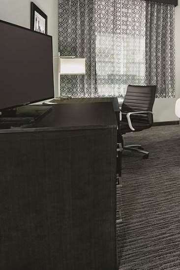 Hotel La Quinta Inn & Suites by Wyndham Dallas Grand Prairie North photo 4