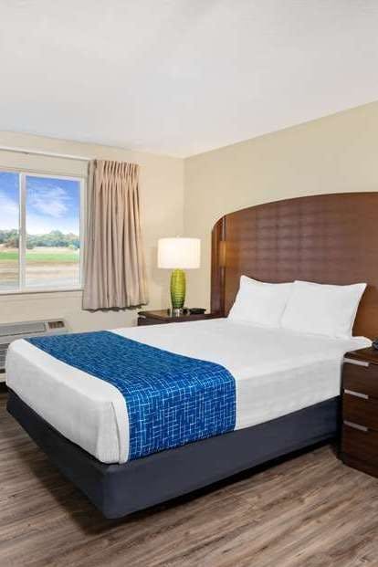 Hotel Travelodge by Wyndham Lovell/Bighorns photo 2