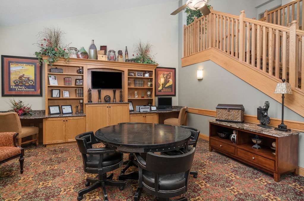 Hotel AmericInn by Wyndham Anamosa photo 4