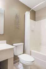 Hotel Super 8 Niagara Falls NY photo 4