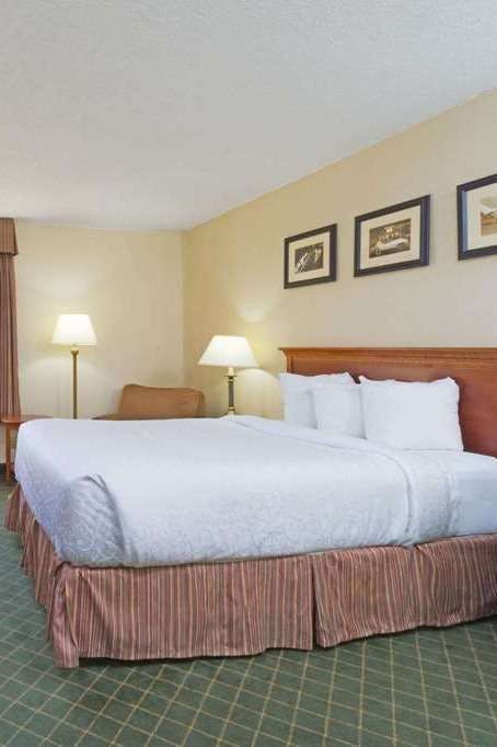 Hotel Days Inn by Wyndham Columbus Airport photo 1